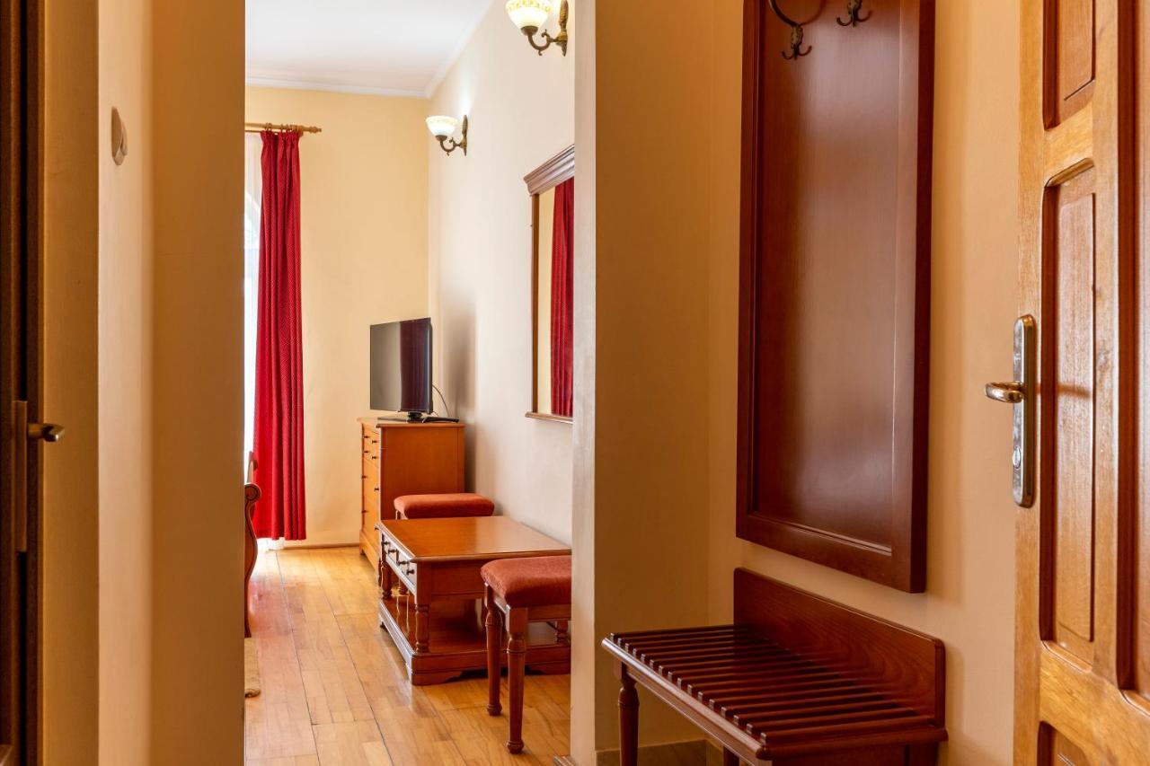 Hotel Denis Daneş 外观 照片
